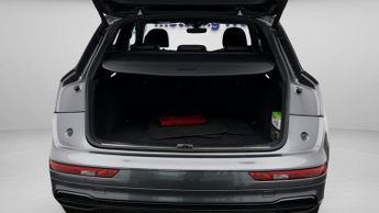 Audi Q5 TDI QUATTRO S LINE BLACK EDITION