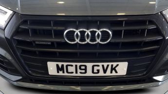 Audi Q5 TDI QUATTRO S LINE BLACK EDITION