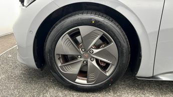 CUPRA Born V1