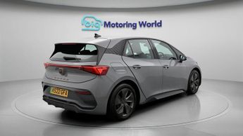CUPRA Born V1