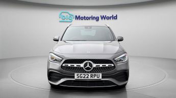 Mercedes-Benz GLA GLA 200 AMG LINE