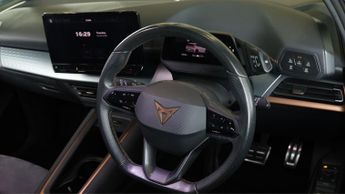 CUPRA Born V3