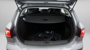 MG MG5 EXCLUSIVE