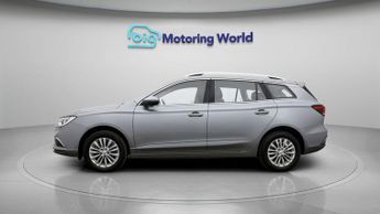 MG MG5 EXCLUSIVE