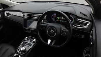 MG MG5 EXCLUSIVE
