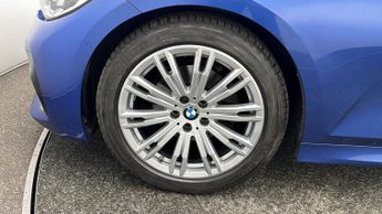 BMW 3 Series 320I M SPORT