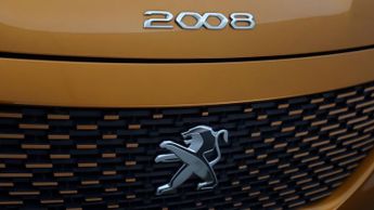Peugeot E-2008 GT LINE