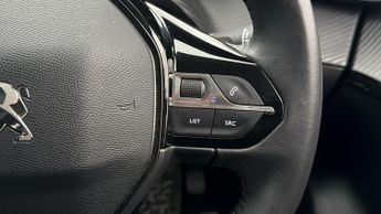Peugeot E-208 ALLURE PREMIUM