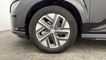 Hyundai KONA PREMIUM