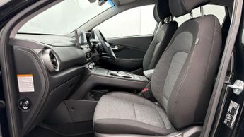 Hyundai KONA PREMIUM