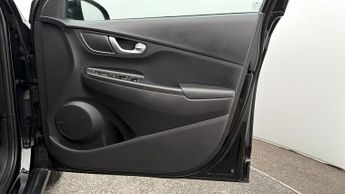 Hyundai KONA PREMIUM