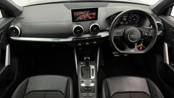 Audi Q2 TFSI S LINE BLACK EDITION