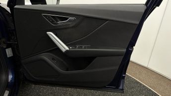 Audi Q2 TFSI S LINE BLACK EDITION