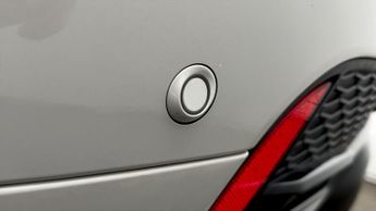 Jaguar E-PACE R-DYNAMIC BLACK