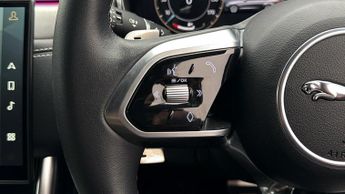 Jaguar XF R-DYNAMIC SE BLACK