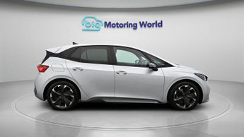 CUPRA Born V2