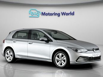 Volkswagen Golf LIFE TSI
