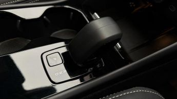 Volvo C40 RECHARGE CORE