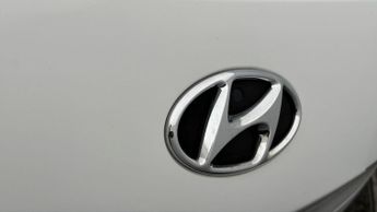 Hyundai KONA PREMIUM