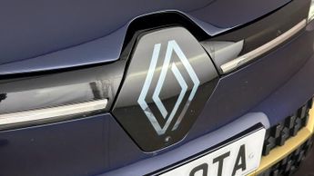 Renault Megane E-Tech ICONIC