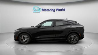 Ford Mustang Mach-E PREMIUM