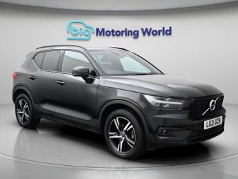 Volvo XC40 T3 R-DESIGN