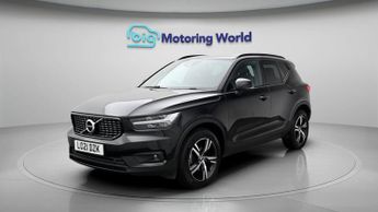 Volvo XC40 T3 R-DESIGN