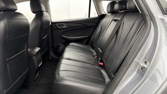 MG MG5 EXCLUSIVE