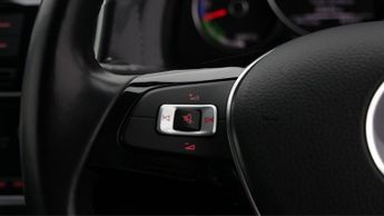 Volkswagen e-up! E-UP
