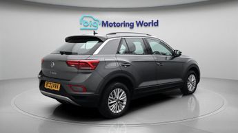 Volkswagen T-Roc LIFE TSI DSG