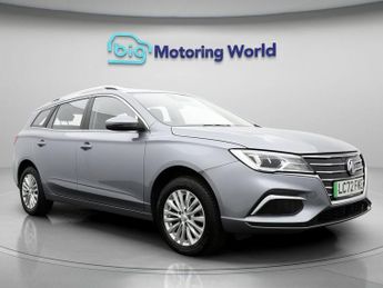 MG MG5 EXCLUSIVE