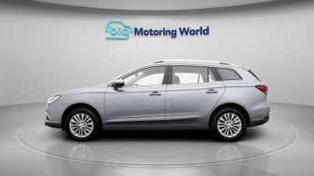 MG MG5 EXCLUSIVE