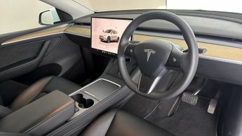 Tesla Model Y BASE