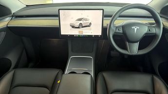 Tesla Model Y BASE