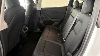 Tesla Model Y BASE