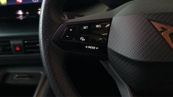 CUPRA Born V1