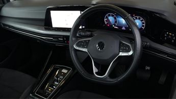 Volkswagen Golf STYLE TDI DSG
