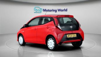 Toyota AYGO VVT-I X-PLAY X-SHIFT