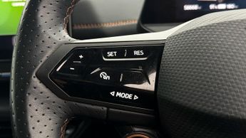 CUPRA Born V2