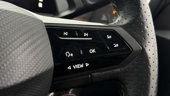 CUPRA Born V2