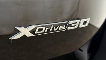 BMW iX1 XDRIVE 30 XLINE
