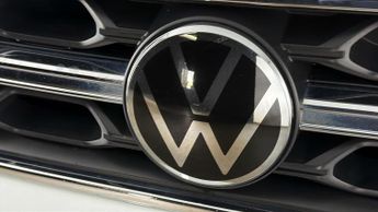 Volkswagen T-Roc R-LINE TSI DSG