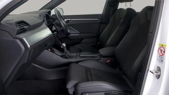 Audi Q3 TFSI E S LINE