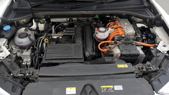 Audi Q3 TFSI E S LINE