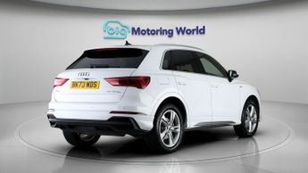 Audi Q3 TFSI E S LINE