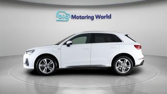 Audi Q3 TFSI E S LINE