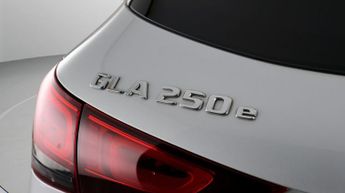 Mercedes-Benz GLA GLA 250 E AMG LINE PREMIUM PLUS