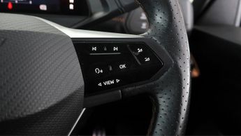 CUPRA Born V1