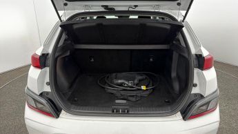 Hyundai KONA PREMIUM