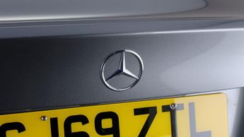 Mercedes-Benz A Class A 200 AMG LINE PREMIUM